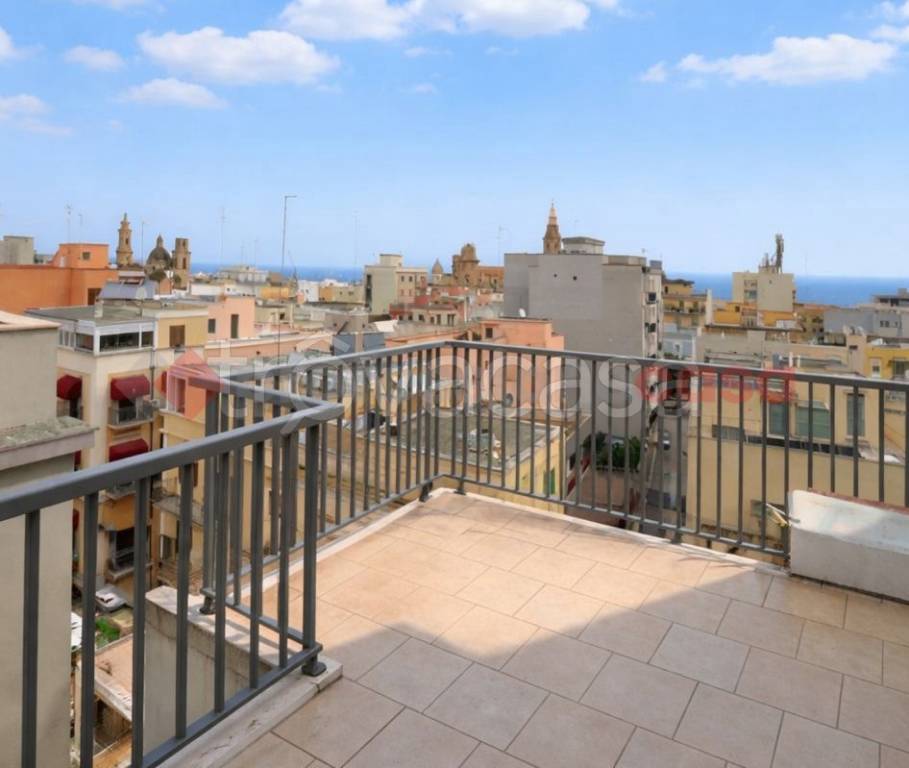 appartamento in vendita a Monopoli in zona Centro Storico