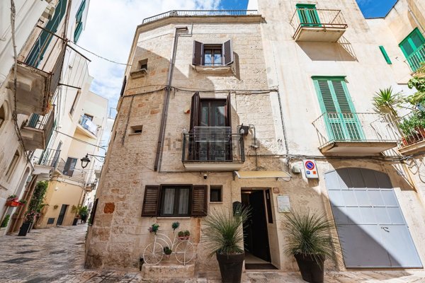 appartamento in vendita a Monopoli in zona Centro Storico