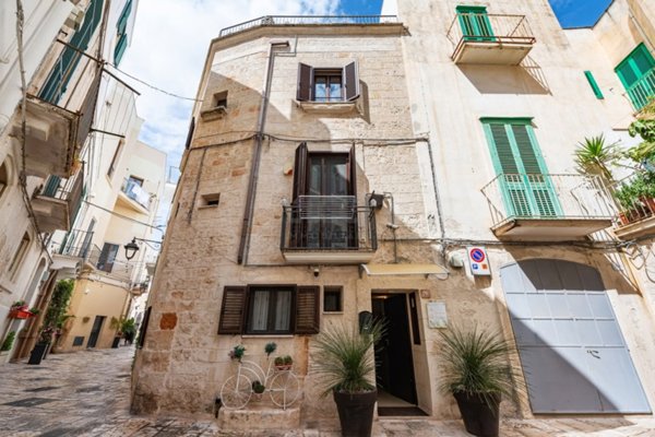 appartamento in vendita a Monopoli in zona Centro Storico