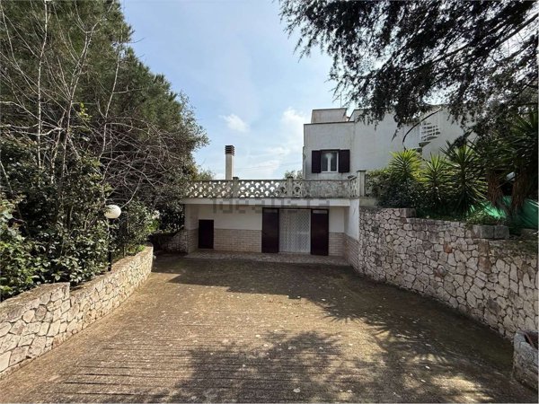 casa indipendente in vendita a Monopoli