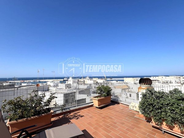 appartamento in vendita a Monopoli in zona Centro Storico