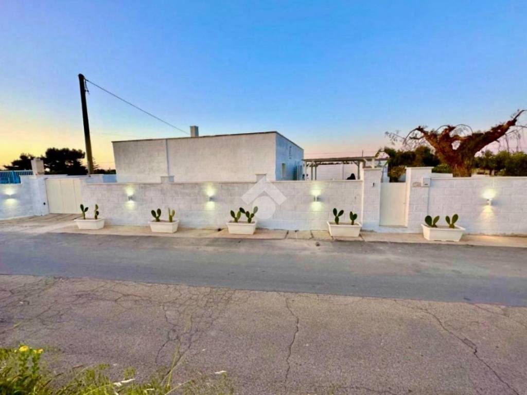 casa indipendente in vendita a Monopoli in zona Santo Stefano