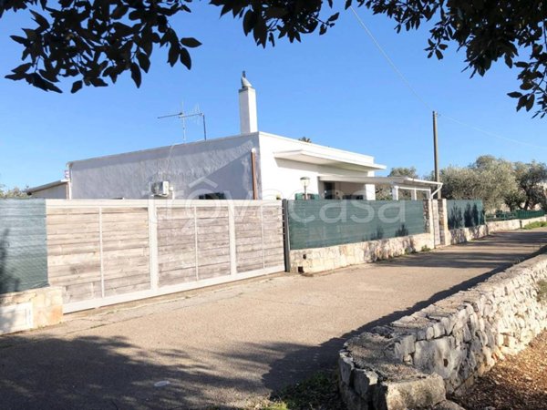 casa indipendente in vendita a Monopoli in zona Lamascrasciola