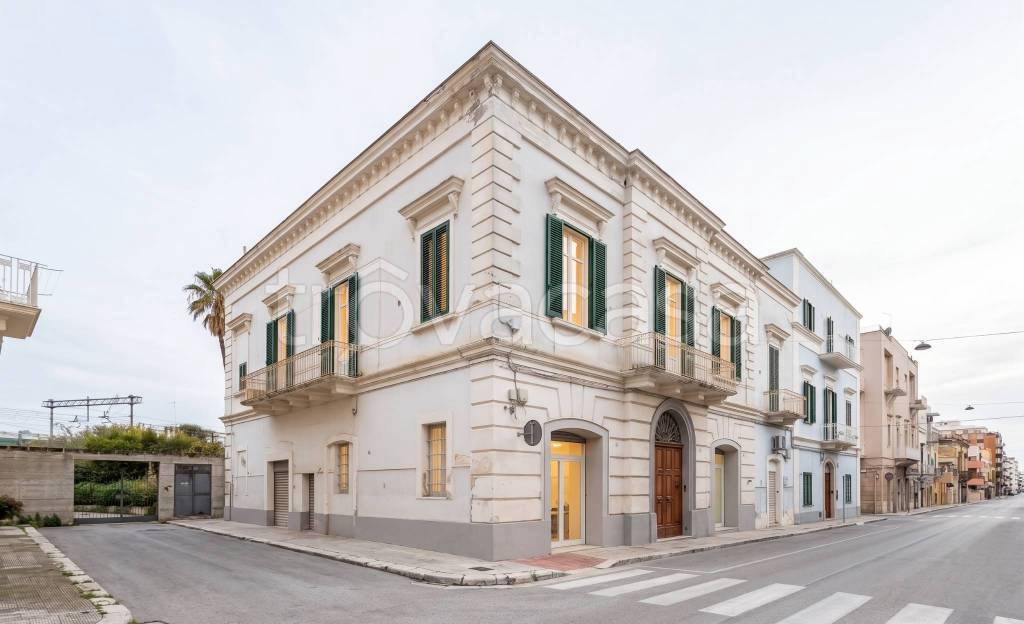 casa indipendente in vendita a Monopoli in zona Centro Storico