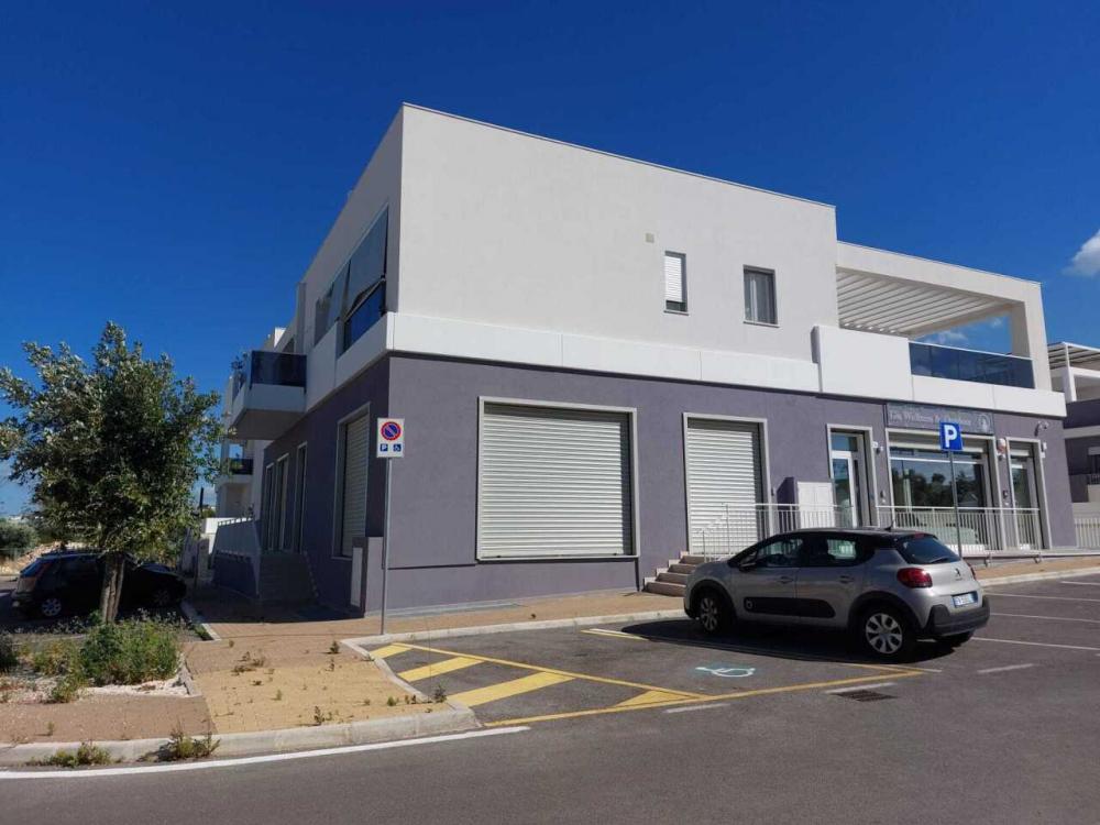 locale commerciale in vendita a Monopoli