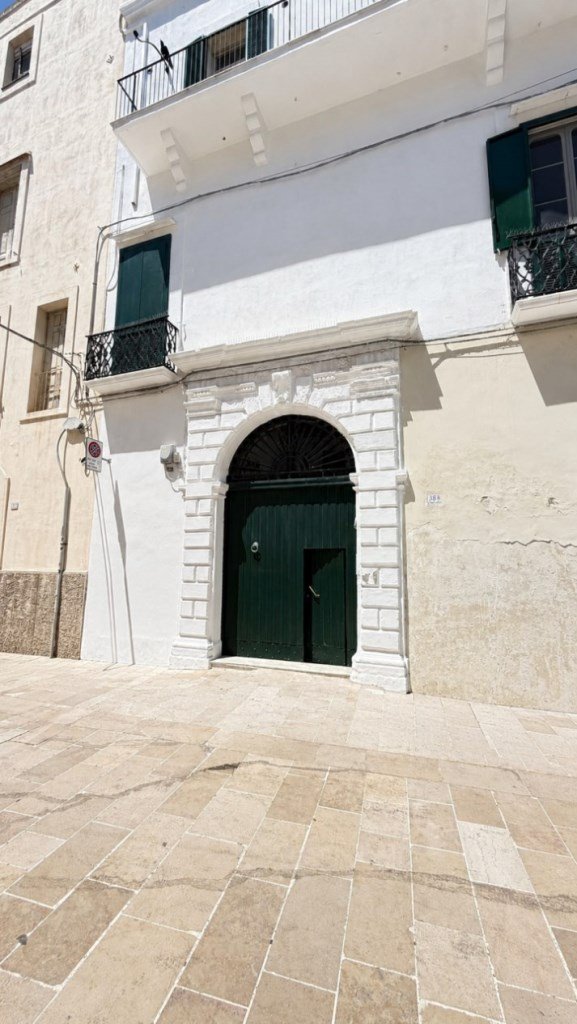 appartamento in vendita a Monopoli in zona Centro Storico