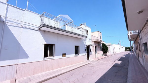 casa indipendente in vendita a Monopoli in zona Centro Storico