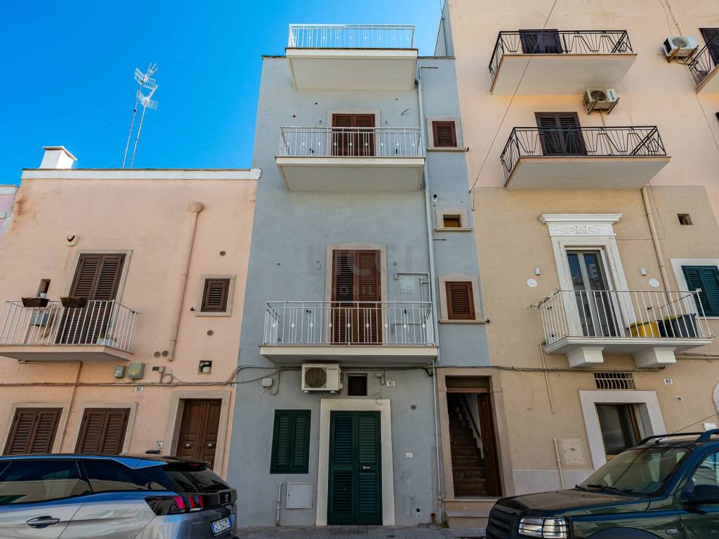 casa indipendente in vendita a Monopoli in zona Centro Storico