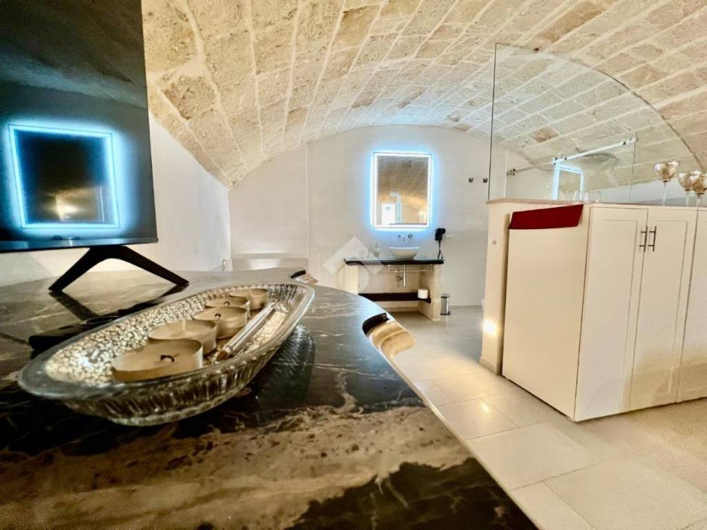 casa indipendente in vendita a Monopoli in zona Centro Storico