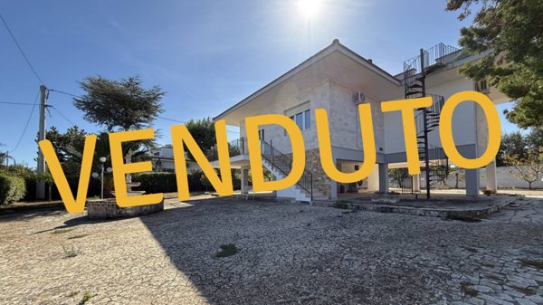 casa indipendente in vendita a Monopoli