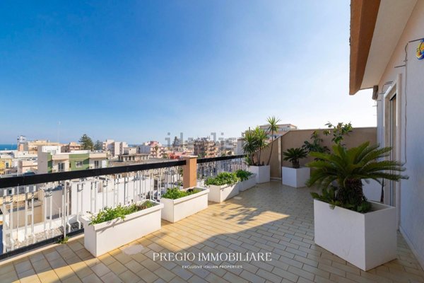 appartamento in vendita a Monopoli in zona Centro Storico