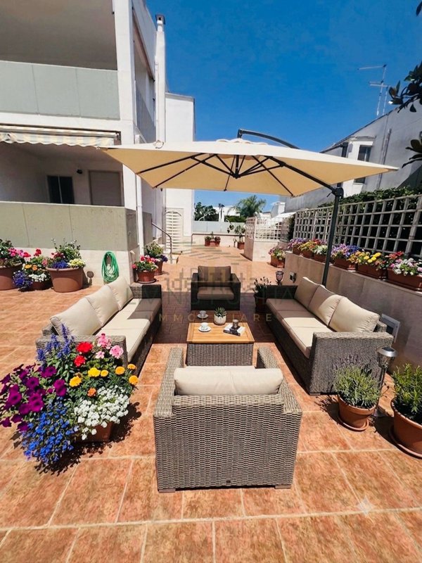 casa indipendente in vendita a Monopoli