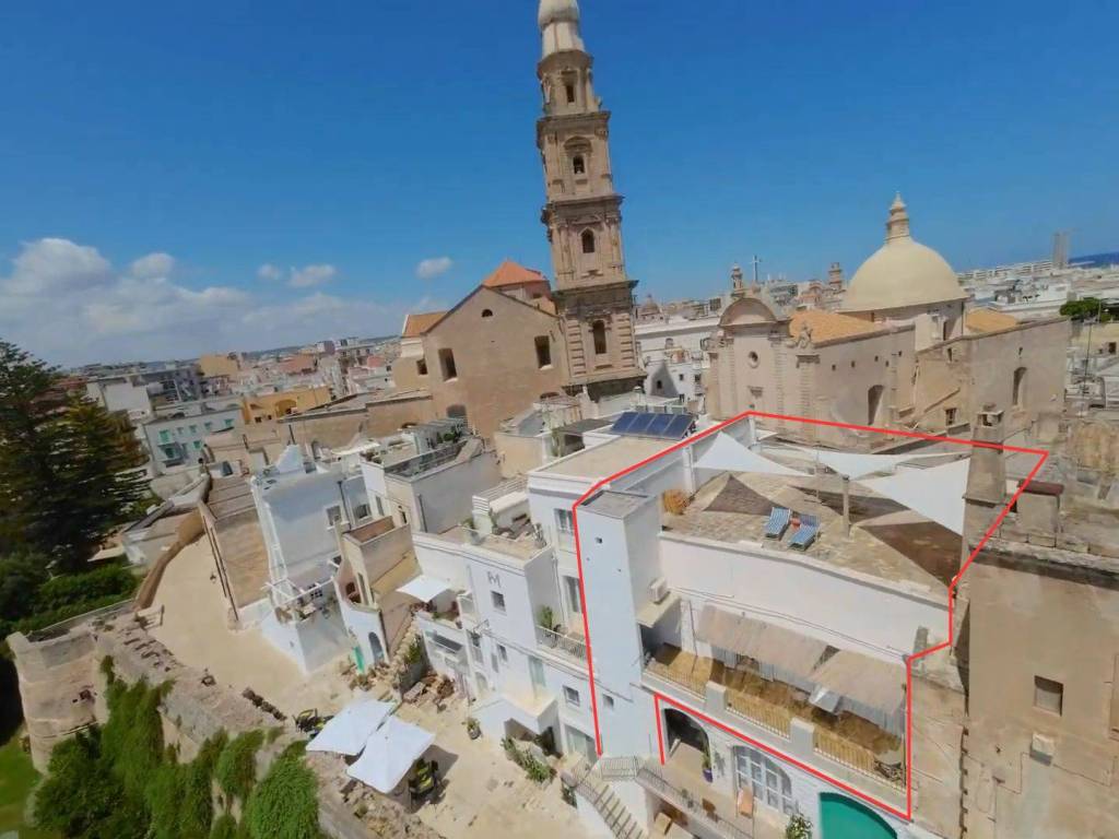 appartamento in vendita a Monopoli in zona Centro Storico