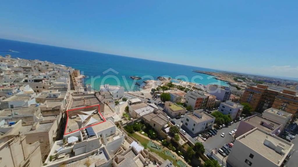 appartamento in vendita a Monopoli in zona Centro Storico