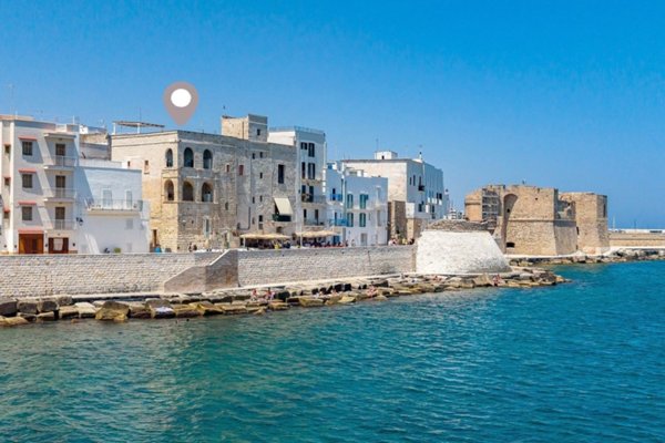appartamento in vendita a Monopoli in zona Centro Storico