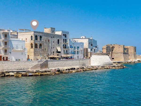 appartamento in vendita a Monopoli in zona Centro Storico