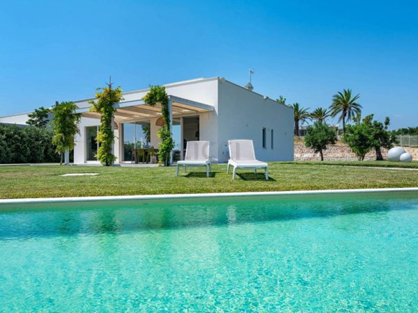 casa indipendente in vendita a Monopoli