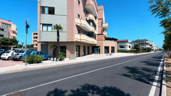 negozio in vendita a Monopoli