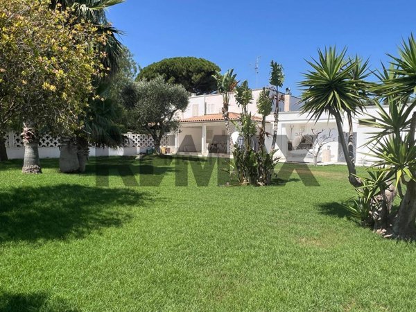 casa indipendente in vendita a Monopoli