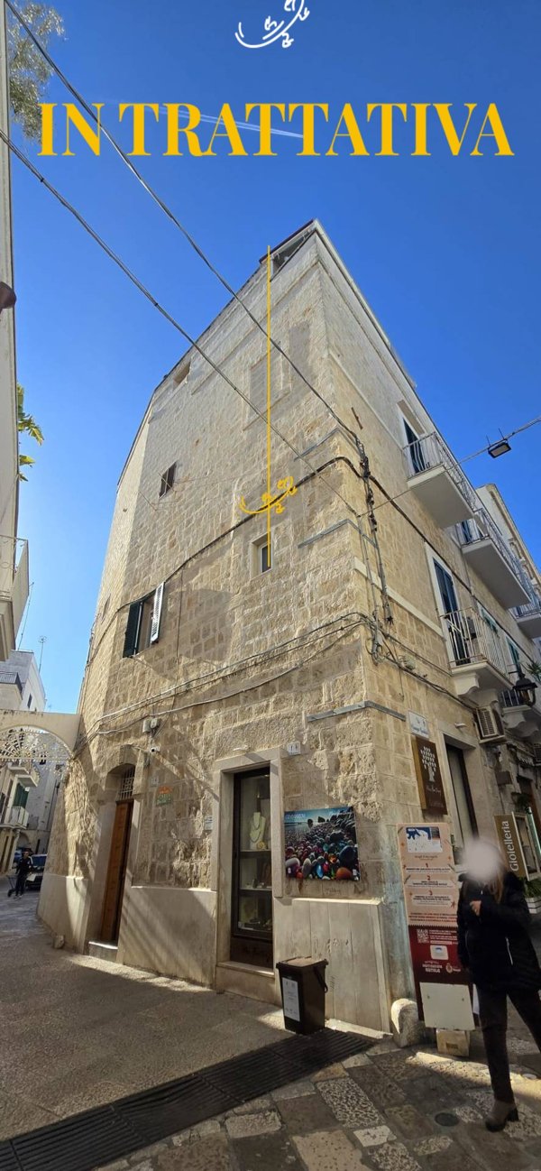 appartamento in vendita a Monopoli in zona Centro Storico