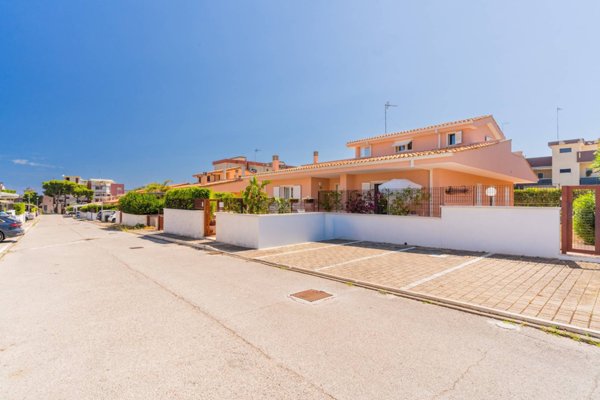 casa indipendente in vendita a Monopoli