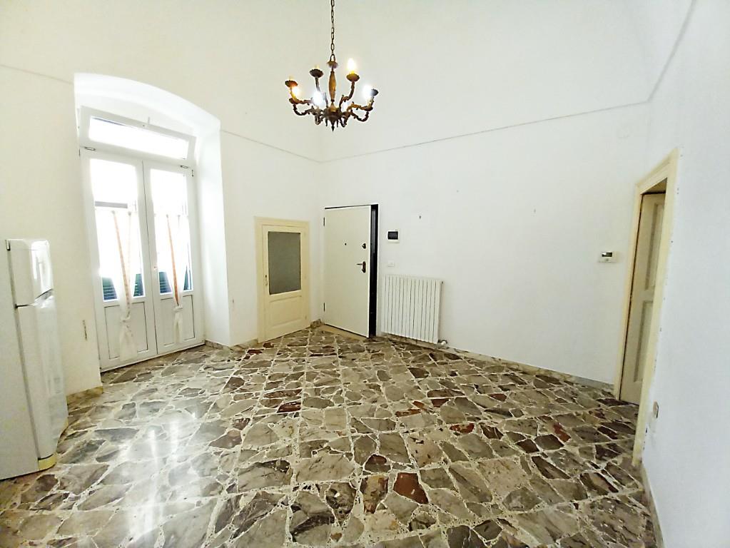 casa indipendente in vendita a Monopoli in zona Centro Storico