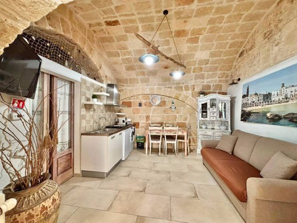 appartamento in vendita a Monopoli in zona Centro Storico
