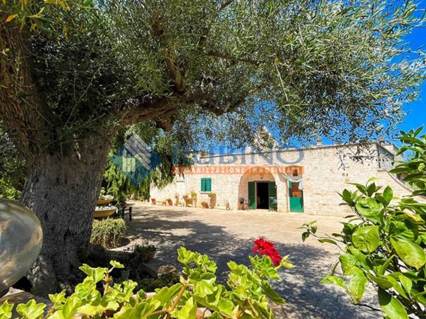 casa indipendente in vendita a Monopoli