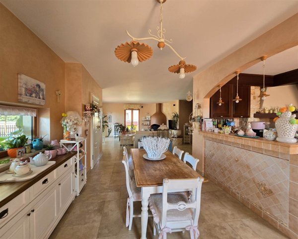 casa indipendente in vendita a Monopoli in zona Grotta dell'Acqua