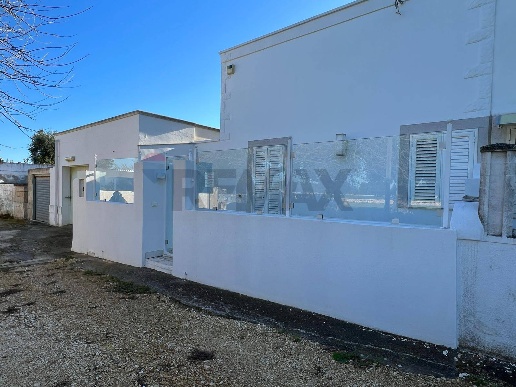 casa indipendente in vendita a Monopoli