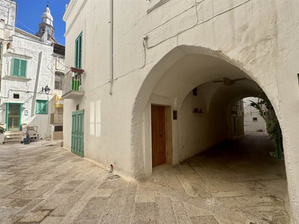 casa indipendente in vendita a Monopoli in zona Centro Storico