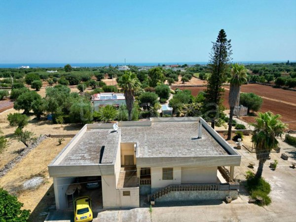 casa indipendente in vendita a Monopoli
