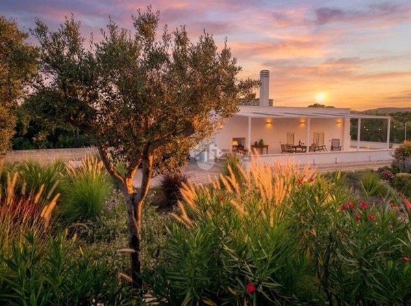 appartamento in vendita a Monopoli in zona Cozzana