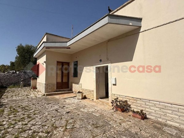 casa indipendente in vendita a Monopoli in zona Cristo delle Zolle