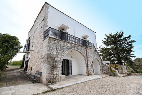 casa indipendente in vendita a Monopoli in zona Lamascrasciola