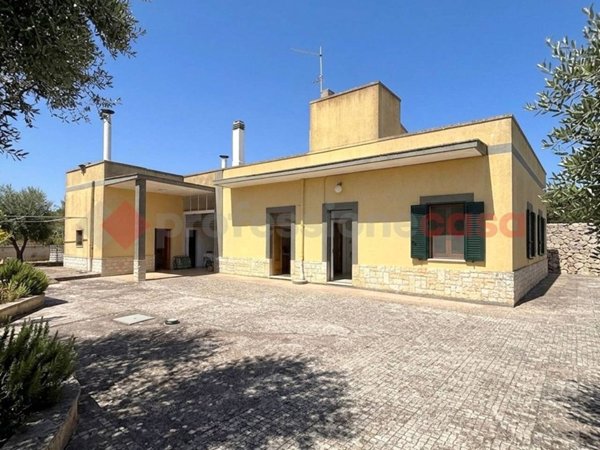 casa indipendente in vendita a Monopoli