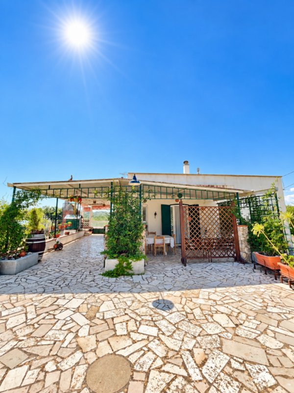 casa indipendente in vendita a Monopoli