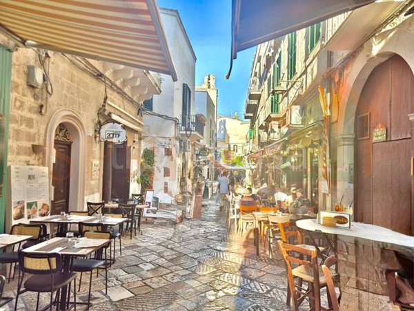 appartamento in vendita a Monopoli in zona Centro Storico