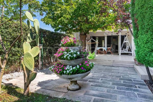 casa indipendente in vendita a Monopoli
