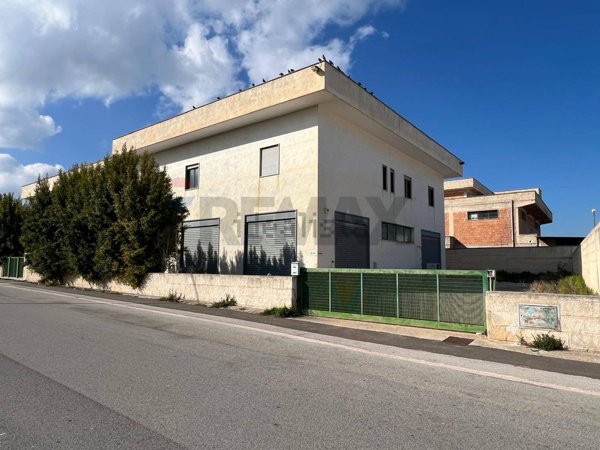 ufficio in vendita a Monopoli