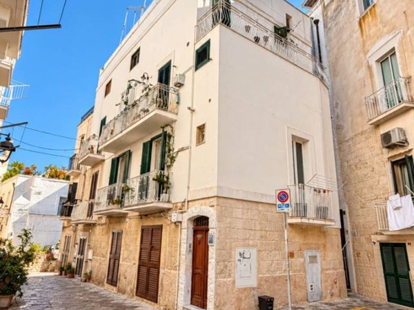 appartamento in vendita a Monopoli in zona Centro Storico