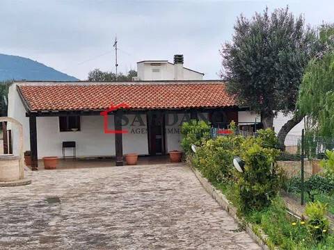 casa indipendente in vendita a Monopoli
