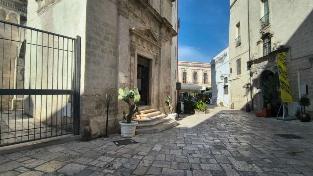 casa indipendente in vendita a Monopoli in zona Centro Storico