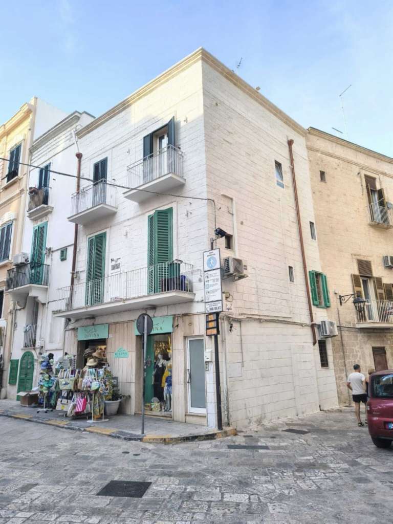 appartamento in vendita a Monopoli in zona Centro Storico