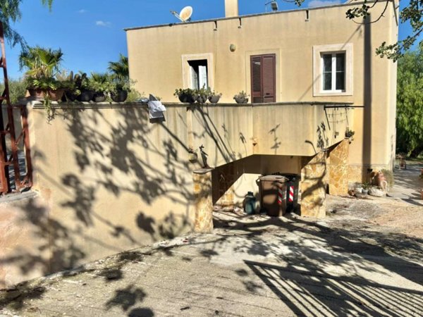casa indipendente in vendita a Monopoli