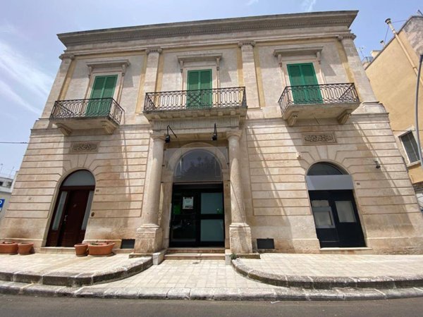 intera palazzina in vendita a Noci
