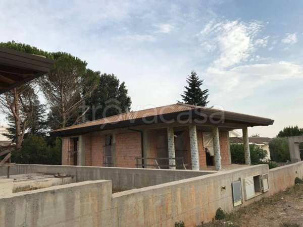 casa indipendente in vendita a Noci