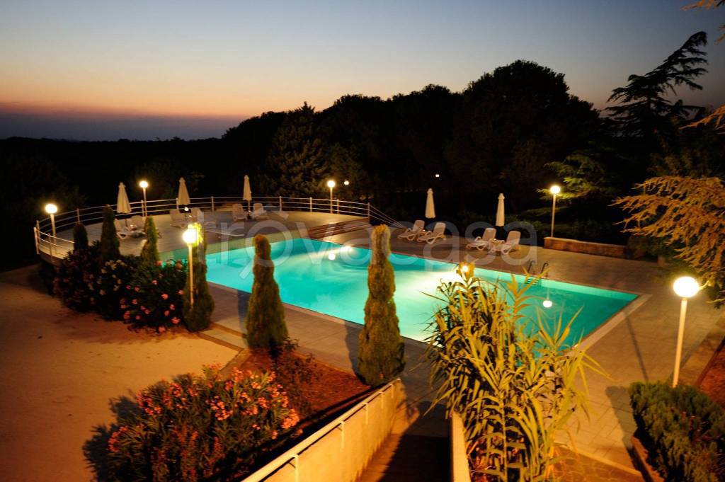 casa indipendente in vendita a Noci