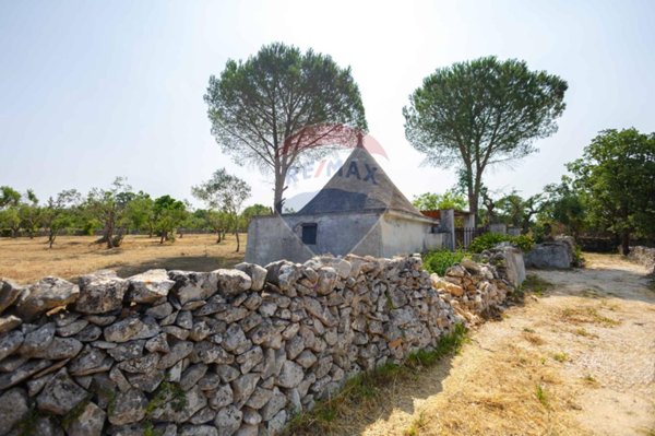 casa indipendente in vendita a Noci