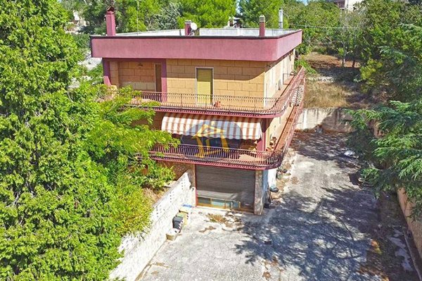 casa indipendente in vendita a Noci